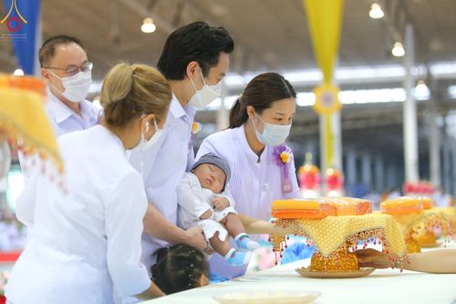 ภาพ No.50430:ประมวลภาพพิธีทอดผ้าป่าสมทบกฐิน ครั้งที่ 1 เนื่องในวันธรรมชัย พุทธศักราช 2565