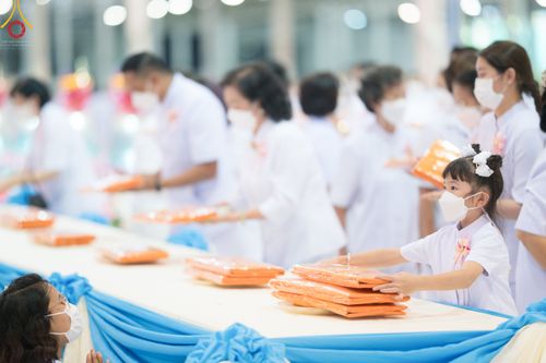 ภาพ No.50440:ประมวลภาพพิธีทอดผ้าป่าสมทบกฐิน ครั้งที่ 1 เนื่องในวันธรรมชัย พุทธศักราช 2565