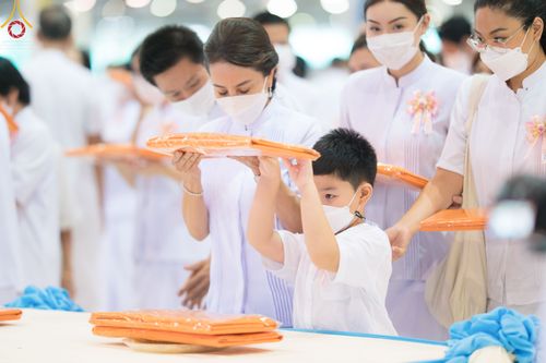 ภาพ No.50444:ประมวลภาพพิธีทอดผ้าป่าสมทบกฐิน ครั้งที่ 1 เนื่องในวันธรรมชัย พุทธศักราช 2565