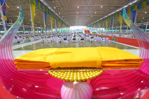 ภาพ No.50446:ประมวลภาพพิธีทอดผ้าป่าสมทบกฐิน ครั้งที่ 1 เนื่องในวันธรรมชัย พุทธศักราช 2565