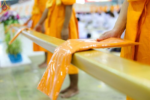 ภาพ No.50461:ประมวลภาพพิธีทอดผ้าป่าสมทบกฐิน ครั้งที่ 1 เนื่องในวันธรรมชัย พุทธศักราช 2565