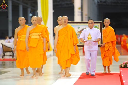 ภาพ No.50466:ประมวลภาพพิธีทอดผ้าป่าสมทบกฐิน ครั้งที่ 1 เนื่องในวันธรรมชัย พุทธศักราช 2565