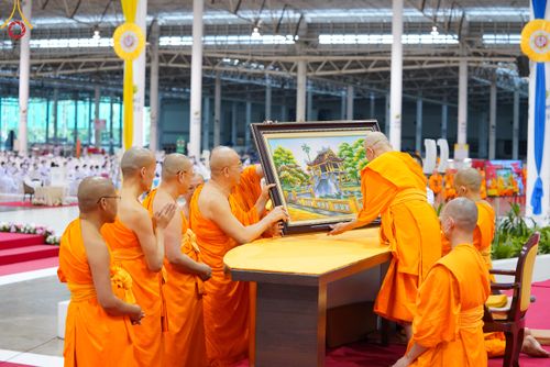 ภาพ No.50467:ประมวลภาพพิธีทอดผ้าป่าสมทบกฐิน ครั้งที่ 1 เนื่องในวันธรรมชัย พุทธศักราช 2565