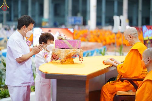 ภาพ No.50470:ประมวลภาพพิธีทอดผ้าป่าสมทบกฐิน ครั้งที่ 1 เนื่องในวันธรรมชัย พุทธศักราช 2565