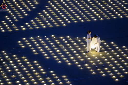 ภาพ No.50492:ประมวลภาพพิธีฉลองชัยสวดมนต์บทธัมมจักกัปปวัตนสูตร 4,654,545,454 จบ เนื่องในวันธรรมชัย