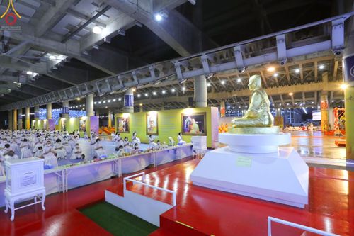 ภาพ No.50511:ประมวลภาพพิธีฉลองชัยสวดมนต์บทธัมมจักกัปปวัตนสูตร 4,654,545,454 จบ เนื่องในวันธรรมชัย