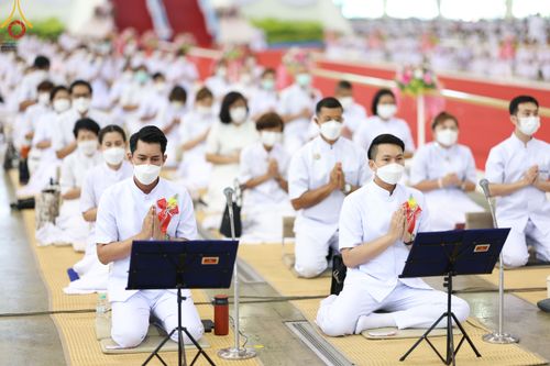 ภาพ No.50908:ประมวลภาพพิธีบูชาข้าวพระ ณ วัดพระธรรมกาย วันอาทิตย์ที่ 4 กันยายน พ.ศ. 2565
