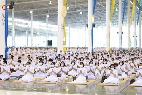 ภาพ No.50922:ประมวลภาพพิธีบูชาข้าวพระ ณ วัดพระธรรมกาย วันอาทิตย์ที่ 4 กันยายน พ.ศ. 2565