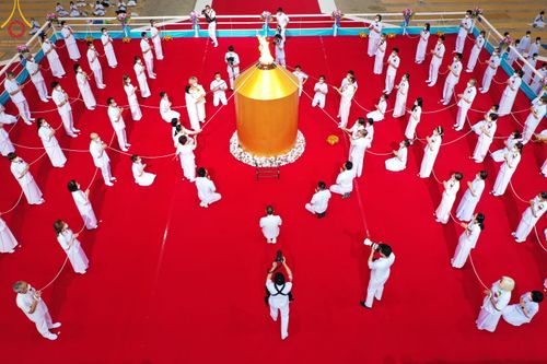 ภาพ No.50930:ประมวลภาพพิธีบูชาข้าวพระ ณ วัดพระธรรมกาย วันอาทิตย์ที่ 4 กันยายน พ.ศ. 2565