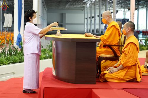 ภาพ No.50969:ประมวลภาพพิธีบูชาข้าวพระ ณ วัดพระธรรมกาย วันอาทิตย์ที่ 4 กันยายน พ.ศ. 2565