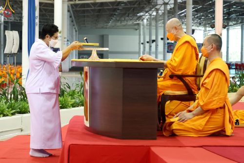 ภาพ No.50968:ประมวลภาพพิธีบูชาข้าวพระ ณ วัดพระธรรมกาย วันอาทิตย์ที่ 4 กันยายน พ.ศ. 2565