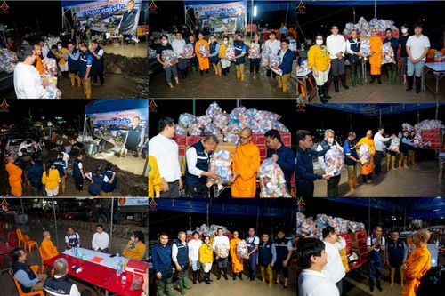 ภาพ No.51634:ประมวลภาพวัดพระธรรมกาย มูลนิธิธรรมกาย และคณะศิษยานุศิษย์ฯ ช่วยเหลือผู้ประสบภัยน้ำท่วมชาวรังสิต