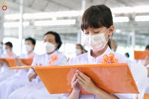 ภาพ No.51265:ประมวลภาพพิธีทอดผ้าป่าสมทบกฐิน ครั้งที่  2 เนื่องในวันครูผู้ค้นพบวิชชาธรรมกาย