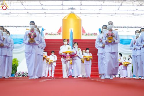 ภาพ No.51322:ประมวลภาพพิธีทอดผ้าป่าสมทบกฐิน ครั้งที่  2 เนื่องในวันครูผู้ค้นพบวิชชาธรรมกาย