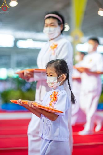 ภาพ No.51361:ประมวลภาพพิธีทอดผ้าป่าสมทบกฐิน ครั้งที่  2 เนื่องในวันครูผู้ค้นพบวิชชาธรรมกาย