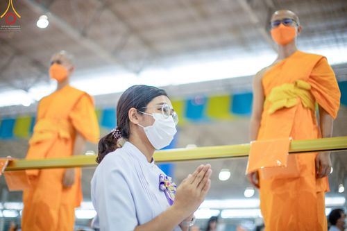 ภาพ No.51416:ประมวลภาพพิธีทอดผ้าป่าสมทบกฐิน ครั้งที่  2 เนื่องในวันครูผู้ค้นพบวิชชาธรรมกาย