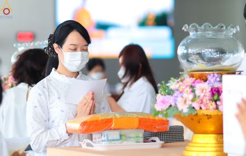 ภาพ No.78064:พิธีบุพเปตพลี ครั้งที่ 132 เพื่ออุทิศบุญกุศลแด่บรรพบุรุษผู้ล่วงลับ วันที่ 21 มีนาคม พ.ศ. 2566 ณ วัดพระธรรมกาย