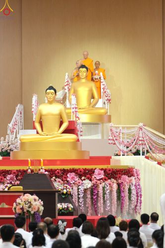 ภาพ No.84754:พิธีบรรจุพระบรมสารีริกธาตุภายในเกตุดอกบัวตูม องค์พระประธาน ณ ห้องแก้วสารพัดนึก 2 วัดพระธรรมกาย ในวันอาสาฬหบูชา อังคารที่ 1 สิงหาคม พ.ศ.2566