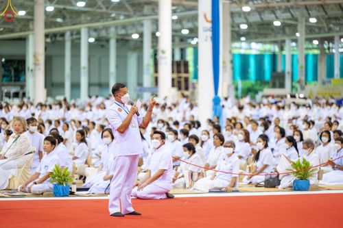 ภาพ No.83923:พิธีมุทิตาอุปสมบทพระมหาเปรียญธรรม ในวันอาทิตย์ที่ 2 กรกฎาคม พ.ศ.2566 ณ สภาธรรมกายสากล วัดพระธรรมกาย