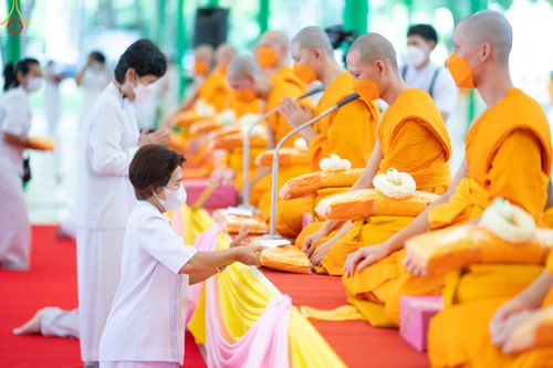 ภาพ No.81700:พิธีอุปสมบทอุทิศชีวิต สามเณรเปรียญธรรม 11 รูป ในวันวิสาขบูชา วันเสาร์ที่ 3 มิถุนายน 2566 ณ อุโบสถพระไตรปิฎก วัดพระธรรมกาย จ.ปทุมธานี