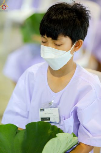 ภาพ No.78709:พิธีปลงผมนาคธรรมทายาท โครงการอบรมยุวธรรมทายาท มัชฌิมธรรมทายาท และธรรมทายาทรุ่นอุดมศึกษา ณ สภาธรรมกายสากล วัดพระธรรมกาย วันเสาร์ที่ 1 เมษายน พ.ศ. 2566