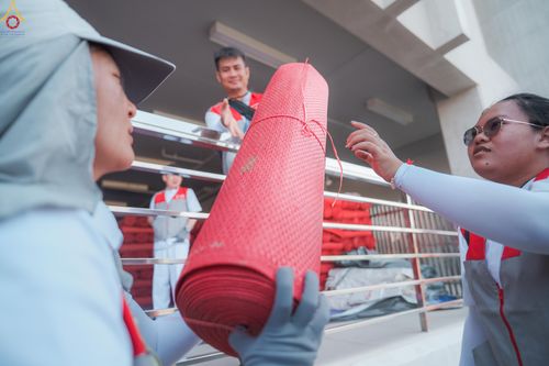 ภาพ No.295939:ภาพเบื้องหลังอาสาสมัครรวมใจ ชุดที่ 1 ในโครงการธรรมยาตรา กตัญญูบูชา มหาปูชนียาจารย์ พระมงคลเทพมุนี(สด จนฺทสโร) พระผู้ปราบมาร อนุสรณ์สถาน 7 แห่ง ปีที่ 14