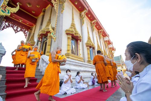 ภาพ No.65917:พิธีอุปสมบทวัดแค อ.พระสมุทรเจดีย์ จ.สมุทรปราการ รับบุญจัดงานโดยสำนักพัฒนาเยาวชนโลก ในโครงการอุปสมบทบูชาธรรม มหาปูชนียาจารย์ประจำปี 2565 เมื่อวันที่ 7 ธันวาคม พ.ศ. 2565