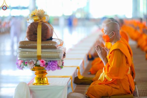 ภาพ No.66422:พิธีถวายอุปกรณ์เครื่องกันหนาว แด่คณะพระภิกษุ สามเณร วัดพระธรรมกาย วันเสาร์ที่ 10 ธันวาคม พ.ศ. 2565 ณ สภาธรรมกายสากล วัดพระธรรมกาย จ.ปทุมธานี