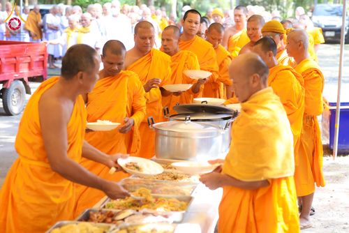 ภาพ No.285603:วันที่ 26-30  พฤศจิกายน พ.ศ. 2568  กิจกรรมสวดมนต์ นั่งสมาธิ ฟังธรรม ของนาคธรรมทายาท ในโครงการบวชบูชาธรรมมหาปูชนียาจารย์  ณ ศูนย์ปฏิบัติธรรมบุรีรัมย์ จ.บุรีรัมย์