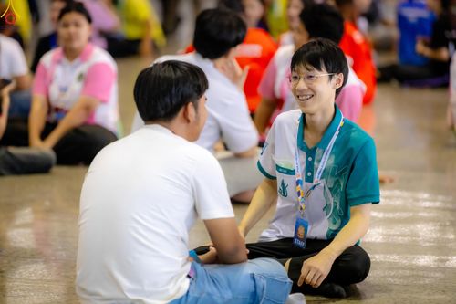 ภาพ No.325496:วันที่ 21-22 เมษายน พ.ศ.2569 การอบรมจิตอาสาเพื่อจัดเตรียมภัตตาหาร และจัดงานถวายมหาสังฆทานแด่ คณะสงฆ์ 40,000 กว่าวัดทั่วประเทศ ณ วัดพระธรรมกาย