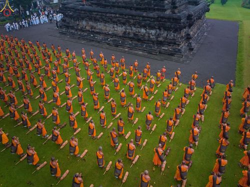 ภาพ No.68455:ธรรมยาตรา ณ มหาเจดีย์บรมพุทโธ ประเทศอินโดนีเซีย วันที่ 24 ธันวาคม พ.ศ. 2565