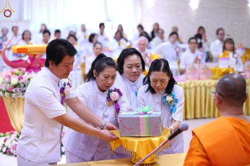 ภาพ No.64173:พิธีทอดกฐินสามัคคี เพื่อการเผยแผ่วิชชาธรรมกายและมหาปฏิสังขรณ์ วัดพระธรรมกายเท็กซัส ประเทศสหรัฐอเมริกา วันอาทิตย์ที่ 30 เดือนตุลาคม พ.ศ. 2565