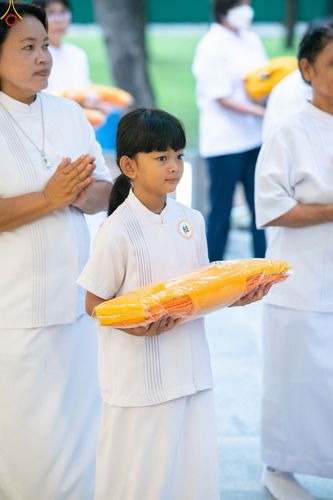 ภาพ No.350744:วันที่ 19 กันยายน พ.ศ.2569 พิธีบรรพชาอุปสมบท โครงการอุปสมบทหมู่บูชาธรรม ครบรอบ 109 ปี วันครูผู้ค้นพบวิชชาธรรมกาย ณ โบสถ์พระไตรปิฏก วัดพระธรรมกาย