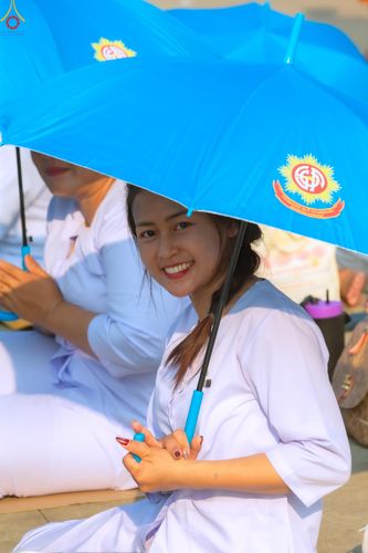 ภาพ No.324626:วันที่ 22 เมษายน พ.ศ.2569 (วันคุ้มครองโลก) บรรยากาศสาธุชน ในงานถวายมหาสังฆทาน 40,000 กว่าวัดทั่วประเทศ ณ ลานธรรม วัดพระธรรมกาย