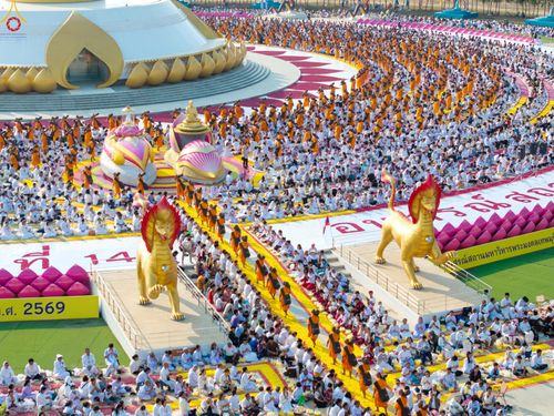 ภาพ No.299700:วันที่ 18 มกราคม พ.ศ. 2569 พิธีต้อนรับพระธรรมยาตรา (ภาพชุดที่ 2) ณ อนุสรณ์สถานลำดับที่ 5  สถานที่เผยแผ่วิชชาธรรมกายครั้งแรก อนุสรณ์สถานบางปลา วัดบางปลา อำเภอบางเลน จังหวัดนครปฐม ในโครงการธรรมยาตรา กตัญญูบูชา มหาปูชนียาจารย์ พระมงคลเทพมุนี(สด จนฺทสโร) พระ