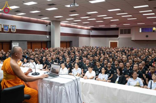 ภาพ No.343495:วันจันทร์ ที่ 17 สิงหาคม พ.ศ.2569 ชมรมสระบุรีร่มเย็นออกทำหน้าที่ชวนบวช  โครงการบรรพชาสามเณรเพื่อทดแทนคุณผู้มีพระคุณ และน้อมอุทิศถวายเป็นพระราชกุศล นักเรียนนายสิบตำรวจ รุ่นที่ 16 ณ ศูนย์ฝึกอบรมตำรวจภูธร ภาค 1 จ.สระบุรี
