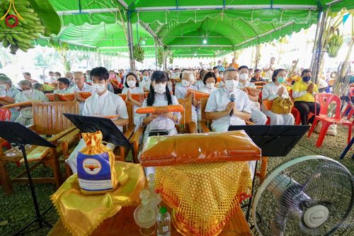 ภาพ No.63543:พิธีทอดกฐินสามัคคีทั่วไทย 5,000 วัด โดยคณะศิษยานุศิษย์วัดพระธรรมกาย น้อมบูชาธรรม 78 ปี หลวงพ่อธัมมชโย วันที่ 30 ตุลาคม พ.ศ. 2565 ณ วัดปากน้ำ(สวนโมกข์ธรรม) อ.เมือง จ.เพชรบูรณ์