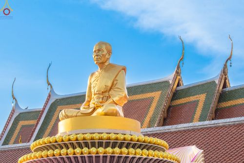 ภาพ No.73353:พิธีจุดประทีปถวายเป็นพุทธบูชา และบูชาธรรมมหาปูชนียาจารย์ ในโครงการธรรมยาตรากตัญญูบูชา มหาปูชนียาจารย์ พระมงคลเทพมุนี(สด จนฺทสโร) พระผู้ปราบมาร ปีที่ 11 ณ อนุสรณ์สถานลำดับที่ 4 สถานที่เกิดด้วยกายธรรม วัดโบสถ์ (บน) บางคูเวียง อ.บางกรวย จ.นนทบุรี วันที่ 21 