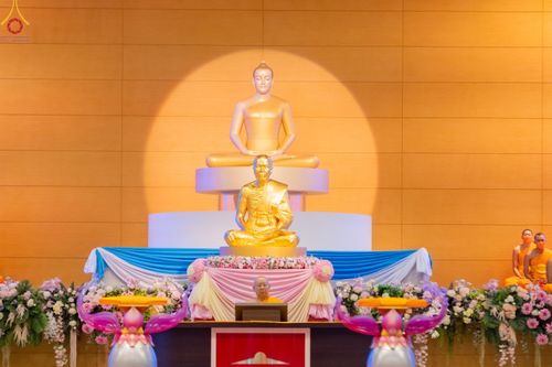 ภาพ No.89874:พิธีปฎิบัติธรรมและพิธีทอดผ้าป่าสมทบกฐินครั้งที่ 3 เนื่องใน 139 ปี วันคล้ายวันเกิดด้วยรูปกายเนื้อ พระมงคลเทพมุนี (สด จนฺทสโร) พระผู้ปราบมาร วันอังคารที่ 10 ตุลาคม พ.ศ. 2566 ณ วัดพระธรรมกาย จ.ปทุมธานี