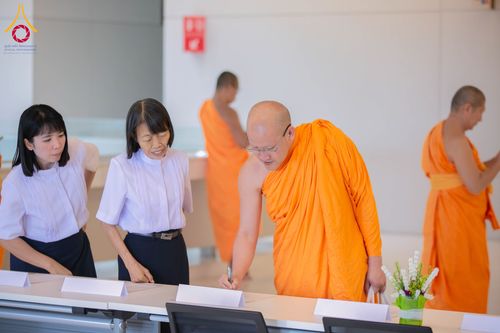 ภาพ No.285090:วันศุกร์ที่12 ธันวาคม พ.ศ.2568  อบรม AI ให้พระเจ้าอาวาสต่างประเทศ โดย แผนกบัณฑิตศึกษา กองวิชาการ ศูนย์พุทธศาสตร์ศึกษา DCI สำนักการศึกษา วัดพระธรรมกาย