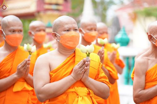 ภาพ No.66071:พิธีอุปสมบทวัดใหม่นพรัตน์ อ.สองพี่น้อง จ.สุพรรณบุรี รับบุญจัดงานโดยสำนักการศึกษา เมื่อวันที่ 7 ธันวาคม พ.ศ. 2565