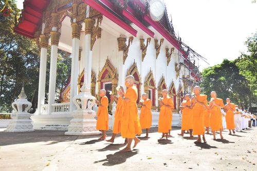 ภาพ No.66995:พิธีอุปสมบทวัดพันเสด็จนอก อ.ศรีราชา จ.ชลบุรี รับบุญจัดงานโดย สำนักพัฒนาเยาวชนโลก เมื่อวันที่ 7 ธันวาคม พ.ศ. 2565