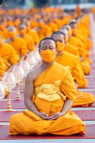 ภาพ No.75363:พิธีจุดประทีปถวายเป็นพุทธบูชา และบูชาธรรมมหาปูชนียาจารย์ ในโครงการธรรมยาตรากตัญญูบูชา มหาปูชนียาจารย์ พระมงคลเทพมุนี(สด จนฺทสโร) พระผู้ปราบมาร ปีที่ 11 ณ อนุสรณ์สถานลำดับที่ 7 สถานที่ขยายวิชชาธรรมกาย วัดพระธรรมกาย จ.ปทุมธานี วันที่ 31 มกราคม พ.ศ. 2566