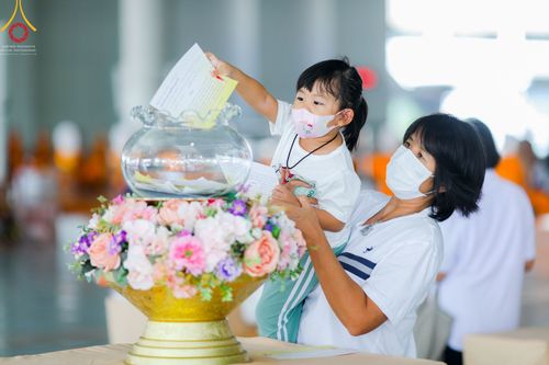 ภาพ No.68119:พิธีบุพเปตพลี ครั้งที่ 131 เพื่ออุทิศบุญกุศลแด่บรรพบุรุษผู้ล่วงลับ วันที่ 22 ธันวาคม พ.ศ. 2565 ณ วัดพระธรรมกาย