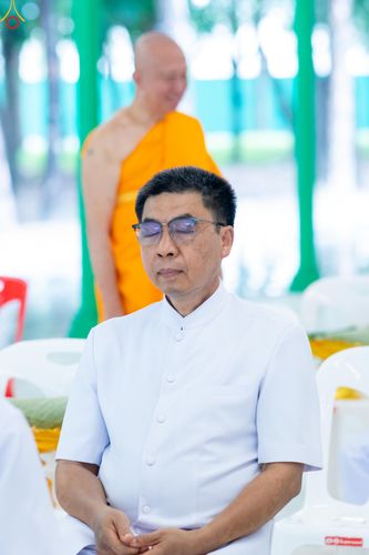 ภาพ No.330123:วันที่ 30 พฤษภาคม พ.ศ.2569 พิธีตัดปอยผมและปลงผม อุบาสกอุปสมบทอุทิศชีวิต 11 ท่าน ณ โบสถ์พระไตรปิฎก วัดพระธรรมกาย จังหวัดปทุมธานี