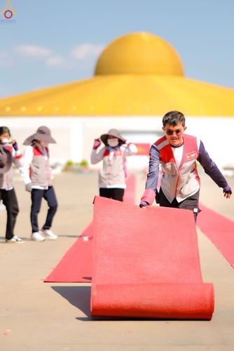 ภาพ No.306561:ภาพเบื้องหลังอาสาสมัครรวมใจ ชุดที่ 5 ในโครงการธรรมยาตรา กตัญญูบูชา มหาปูชนียาจารย์ พระมงคลเทพมุนี(สด จนฺทสโร) พระผู้ปราบมาร อนุสรณ์สถาน 7 แห่ง ปีที่ 14