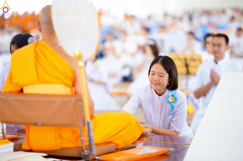 ภาพ No.337493:วันจันทร์ที่ 29 มิถุนายน พ.ศ.2569 (วันพระขึ้น 15 ค่ำ เดือน 8) พิธีบุพเปตพลี ครั้งที่ 184 ณ หอฉันคุณยายอาจารย์ฯ  พิธีสวดธัมมจักกัปปวัตนสูตร ครบ 8,495,000,000 จบ ณ มหาวิหารคด วัดพระธรรมกาย