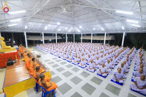 ภาพ No.285620:วันที่ 26-30  พฤศจิกายน พ.ศ. 2568  กิจกรรมสวดมนต์ นั่งสมาธิ ฟังธรรม ของนาคธรรมทายาท ในโครงการบวชบูชาธรรมมหาปูชนียาจารย์  ณ ศูนย์ปฏิบัติธรรมบุรีรัมย์ จ.บุรีรัมย์