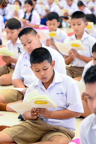 ภาพ No.283925:วันที่ 18 พฤศจิกายน พ.ศ. 2568 พิธีทอดกฐินสามัคคีทั่วไทย 30,000 วัด  โดยคณะศิษยานุศิษย์ บูชาธรรม 81 ปี  หลวงพ่อธัมมชโย  ณ วัดสวายสอ จ.บุรีรัมย์