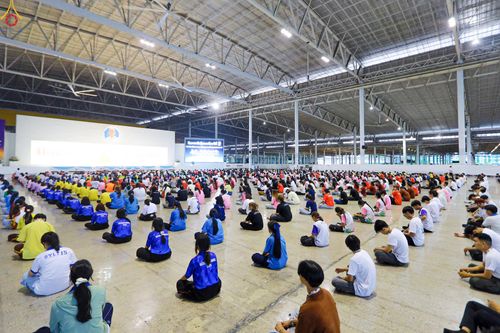 ภาพ No.325512:วันที่ 21-22 เมษายน พ.ศ.2569 การอบรมจิตอาสาเพื่อจัดเตรียมภัตตาหาร และจัดงานถวายมหาสังฆทานแด่ คณะสงฆ์ 40,000 กว่าวัดทั่วประเทศ ณ วัดพระธรรมกาย